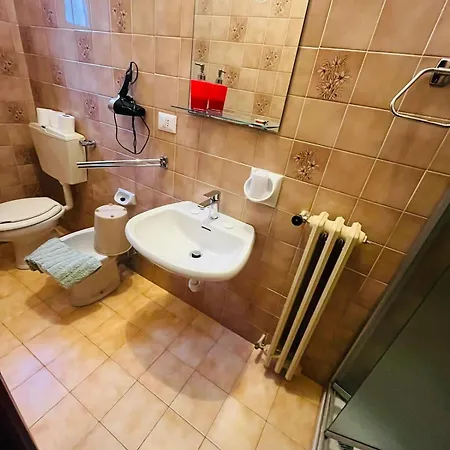 Spada Reale ベッド・アンド・ブレックファスト 3*